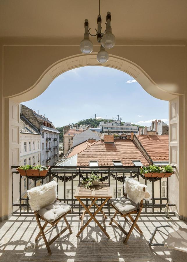 Skyline Serenity Retreat @Vaci Most Famous Street Budapešť Exteriér fotografie