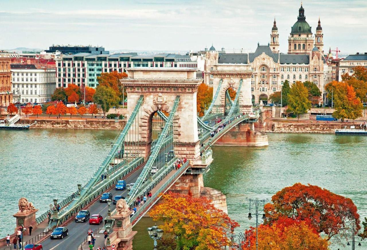 Skyline Serenity Retreat @Vaci Most Famous Street Budapešť Exteriér fotografie